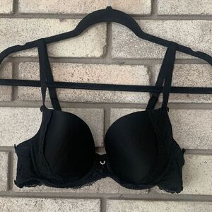 3for$20 bra has underwire 32D
